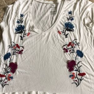 American Eagle T shirt